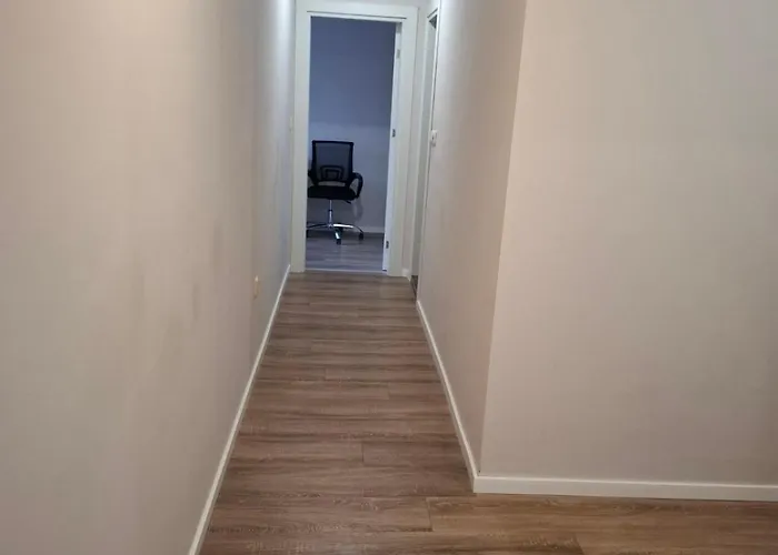 Summer 2 Apartment Warna