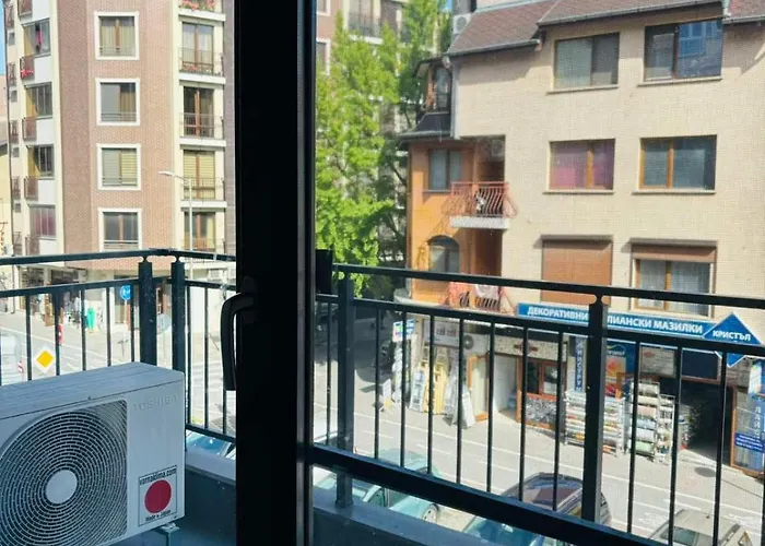 Apartment Summer 2